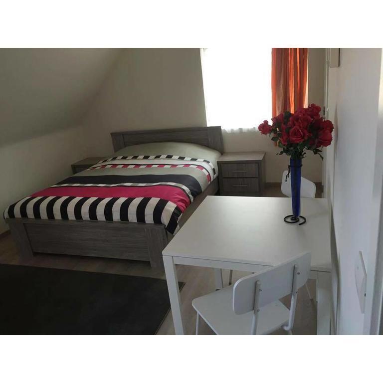 B&B La Maison Du Soleil Bruxelas Quarto foto